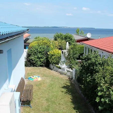 Holiday home Cozy Bungalow In Klutz With Veranda *